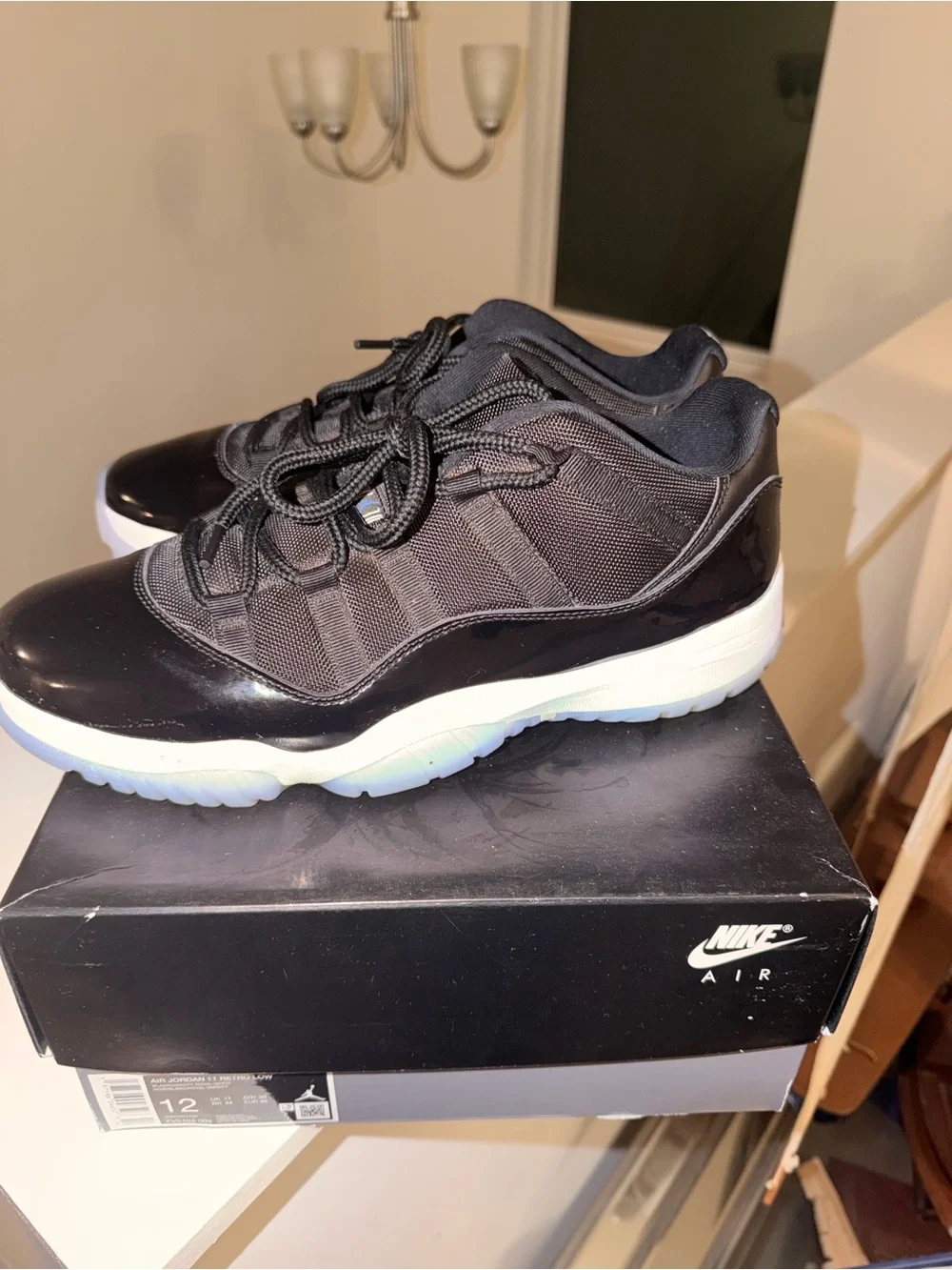 Jordan comfortable black